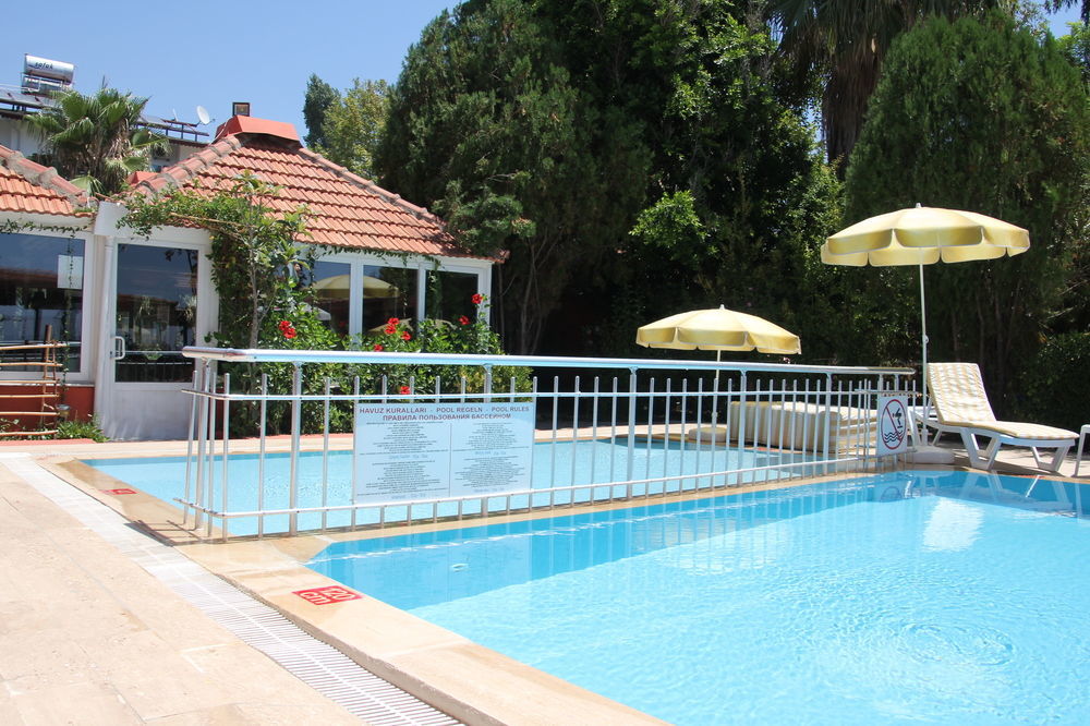 As Queen Beach Hotel Kızılot מראה חיצוני תמונה